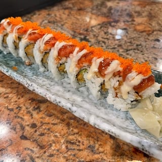 Dancing Spicy Tuna Roll